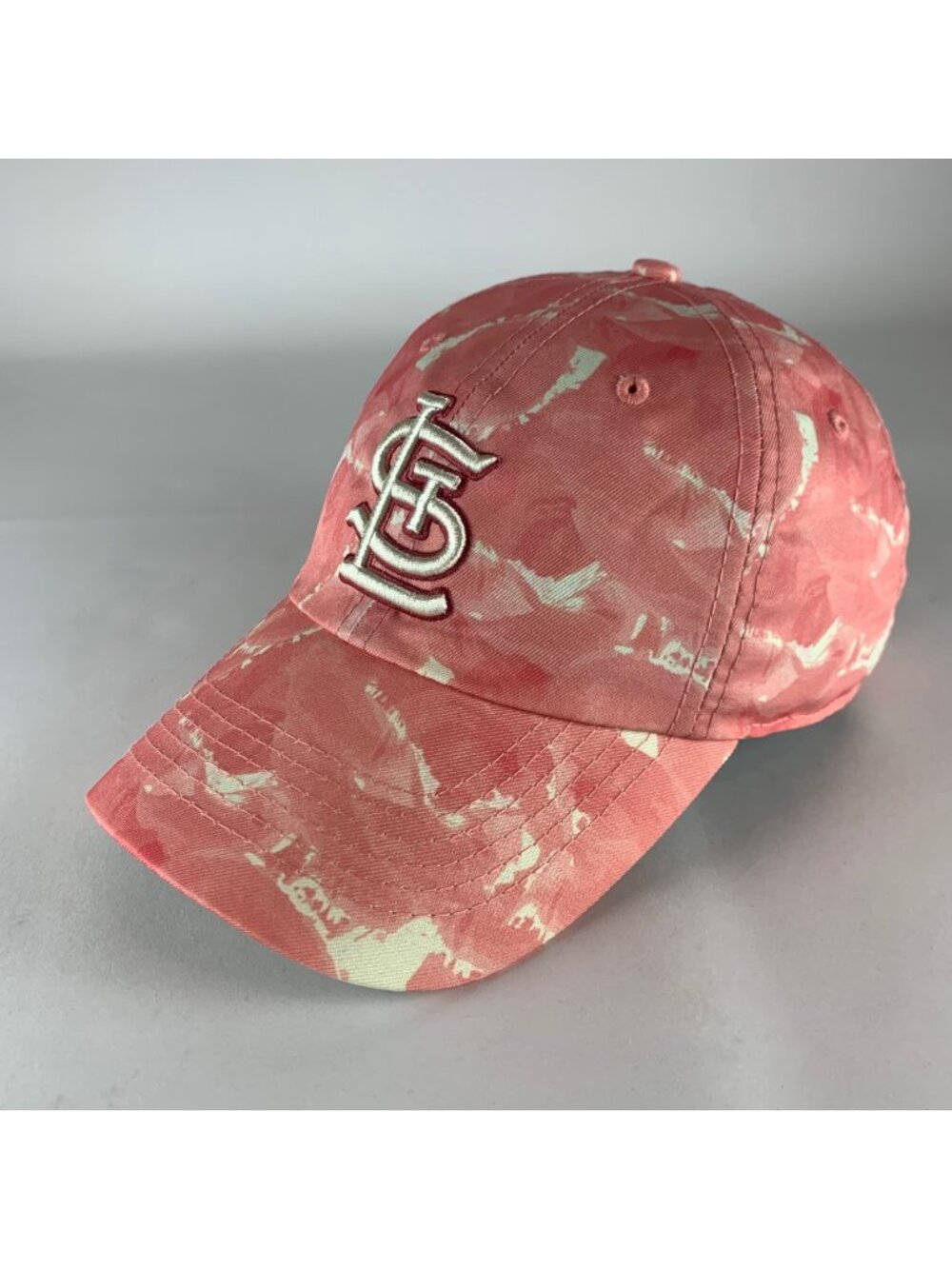 St Louis Cardinals MLB Womens Pink Fan Favorite Relaxed Fit Strapback Hat